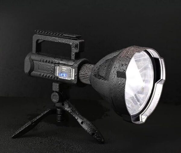 Portable LED Flashlight